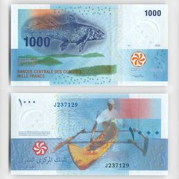 Банкнота 1000 франков 2005 Коморские Острова сост. UNC