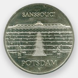 Дворец Сан-Суси 5 марок 1986 ГДР